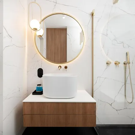 Manu Park Luxury Apartment