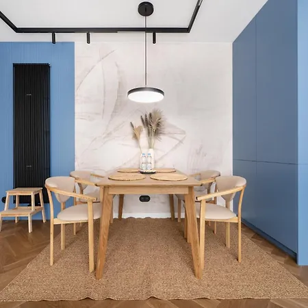 Manu Park Luxury * Lodz