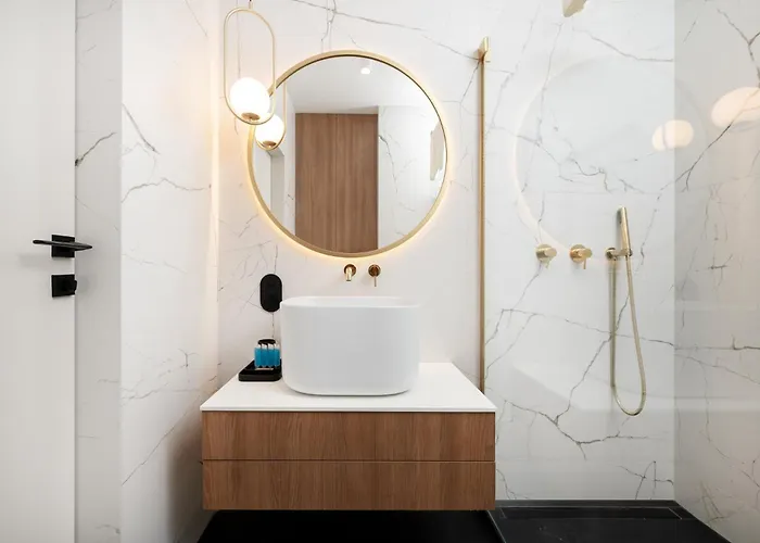 Manu Park Luxury Apartment